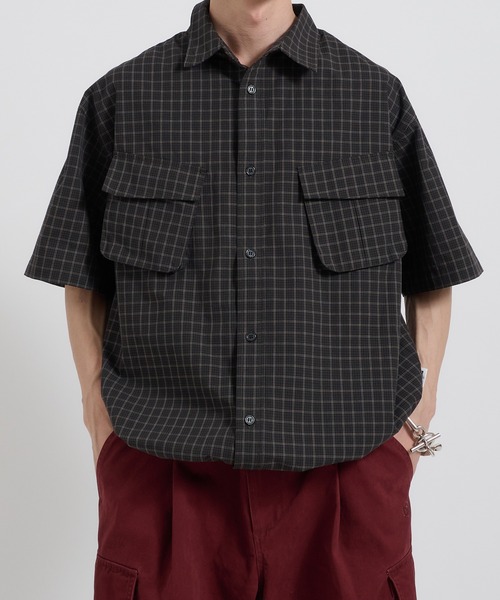 Perushu(ペルーシュ)の「カジュアルギミックチェックワークシャツ(シャツ/ブラウス・メンズ・ブラウン/グリーン/ボルドー・MEDIUM/LARGE)」の1枚目の写真