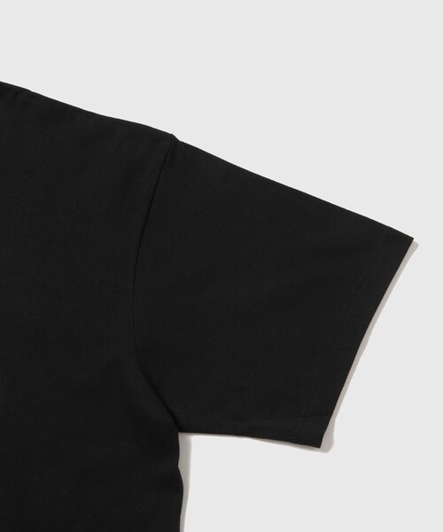 ADAM ET ROPE'(アダムエロペ)の「《別注》【Ivory Serra/アイボリー セラ】Tee - MARK GONZALES BROOME St.(Tシャツ/カットソー・メンズ・ブラック/ホワイト・M/L)」の6枚目の写真