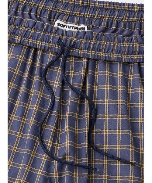 【新品未使用】SOFTHYPHEN(ソフトハイフン) ARMHOLE SLIT SOFTHYPHEN（ソフトハイフン）の「CHECK SKATER SHORTS（その他パンツ