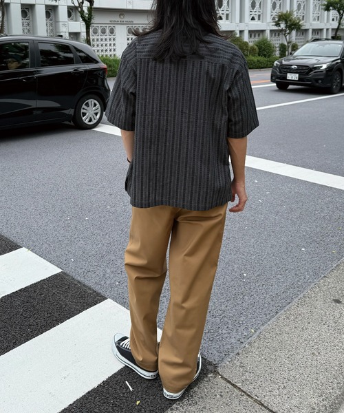 RATTLE TRAP(ラトルトラップ)の「オーバーサイズドビーストライプレギュラーカラー半袖シャツ(シャツ/ブラウス・メンズ・ブラック/ライトグレー・L/M)」の16枚目の写真