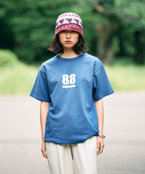 【関税込み】Solid Homme ブルー バックロゴ フェード Tシャツ セール】Fade Tee / フェードTシャツ(Tシャツ/カットソー