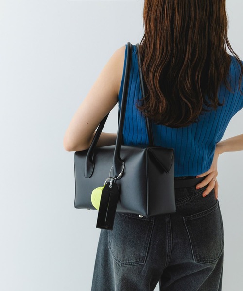 RODE SKO（ロデスコ）の「ADD CULUMN　LOP BOSTON M（ショルダーバッグ・レディース・ブラック/ラベンダー・-）」の12枚目の写真