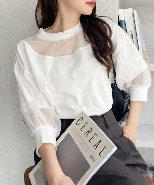 Eclat one(エクラワン)の「【Eclat one】シアー切り替えパフスリーブ Tシャツ(Tシャツ/カットソー・レディース・オフホワイト/ブラック/モカ・FREE)」の2枚目の写真