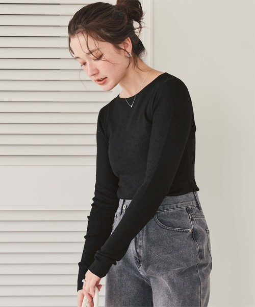 titivate(ティティベイト)の「チクチクしないウールブレンドボートネックリブニット(ニット/セーター・レディース・ライトグレー/ホワイト系その他/イエロー/オフホワイト/ブラック・S/M/L/XL)」の4枚目の写真