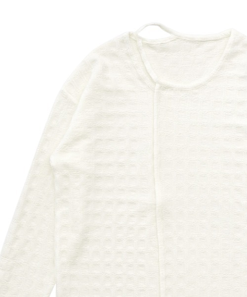 select MOCA Et（セレクトモカエト）の「【Et】Asymmetrical Neck Shirring Tops（Tシャツ/カットソー・レディース・ブラック/ホワイト/ベージュ・FREE）」の6枚目の写真