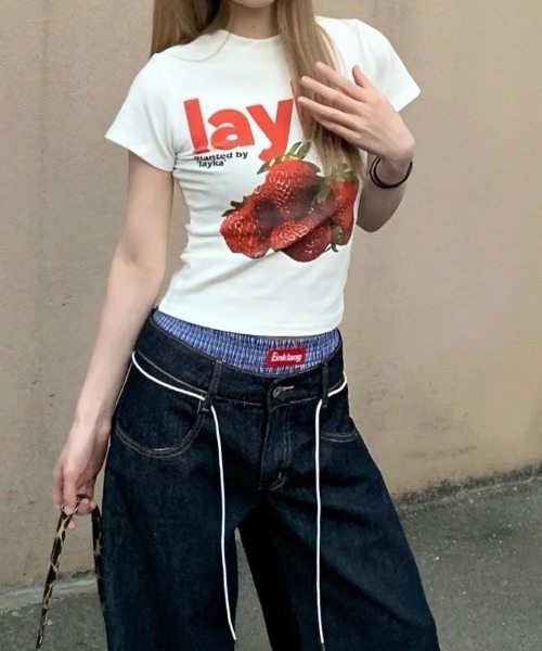 SHEENA(シーナ)の「【新色追加】フルーツプリントコンパクトTシャツ(Tシャツ/カットソー・レディース・ホワイト/チャコールグレー/イエロー系・M)」の4枚目の写真