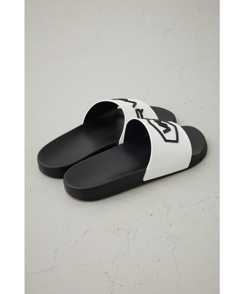 AZUL by moussy（アズールバイマウジー）の「RVCA SHOWER SLIDE（サンダル・メンズ・ブラック・MEDIUM/LARGE）」の7枚目の写真