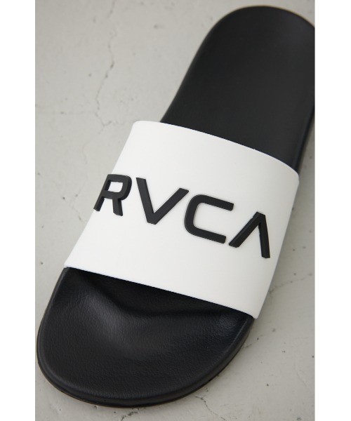 AZUL by moussy（アズールバイマウジー）の「RVCA SHOWER SLIDE（サンダル・メンズ・ブラック・MEDIUM/LARGE）」の9枚目の写真
