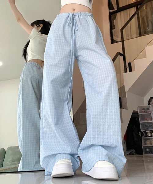 LADY LIKE(レディライク)の「チェック柄ワイドイージーパンツ(その他パンツ・レディース・サックスブルー/ベージュ/ネイビー・M)」の16枚目の写真