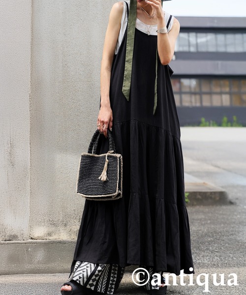 antiqua（アンティカ）の「レイヤードキャミワンピース（ワンピース・レディース・ブラック/ナチュラル・ONESIZE）」の2枚目の写真