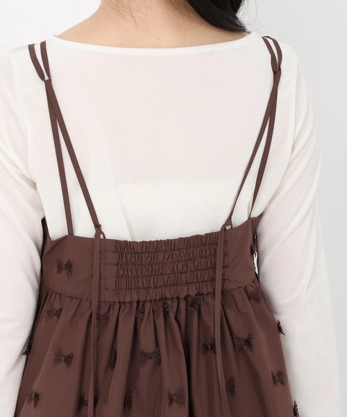 STRAWBERRY-FIELDS(ストロベリーフィールズ)の「ルバンタフタ_リボン刺しゅうタフタジャンパースカート(ジャンパースカート・レディース・ブラック/ブラウン・2)」の10枚目の写真