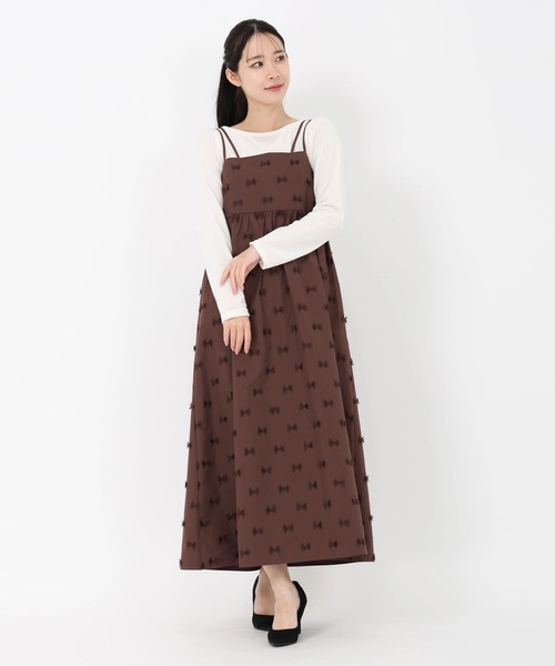 STRAWBERRY-FIELDS(ストロベリーフィールズ)の「ルバンタフタ_リボン刺しゅうタフタジャンパースカート(ジャンパースカート・レディース・ブラック/ブラウン・2)」の6枚目の写真