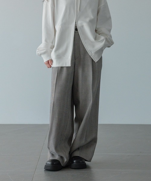 LOWRYS FARM(ローリーズファーム)の「【LFM(U)】TRワイドタックパンツ 455574(その他パンツ・メンズ・ブラウン/その他/チャコールグレー・MEDIUM/LARGE)」の3枚目の写真