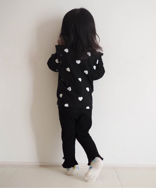 apres les cours(アプレレクール)の「裾フリルレギンス/7days Style pants(レギンス/スパッツ・キッズ・ブラック/アイボリー/グレー・80/90/100/110/120/130)」の5枚目の写真