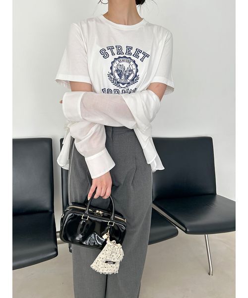 SNIDEL（スナイデル）の「プリントロゴTシャツ（Tシャツ/カットソー・レディース・グレー/バーガンディー/ホワイト・F）」の5枚目の写真