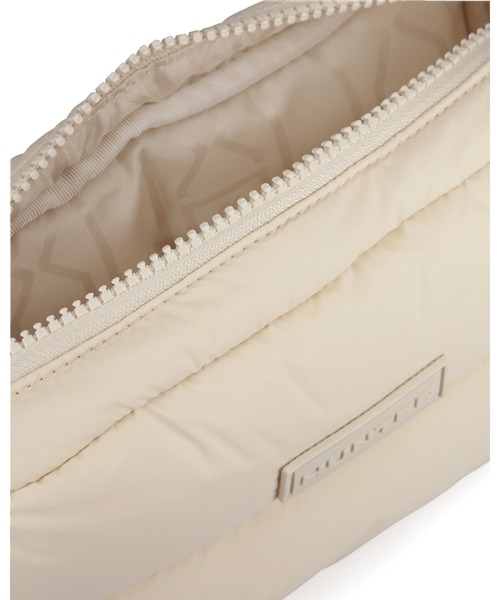 HUNTER（ハンター）の「イントレピッド エクストラ パフド クロスボディ（ボディバッグ/ウエストポーチ・レディース・オフホワイト/ブラック・ONE）」の6枚目の写真