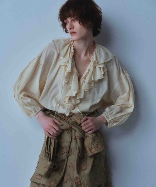 crinkle crinkle crinkle（クリンクルクリンクルクリンクル）の「【crinkle crinkle crinkle】sheer ruffle blouse/シアーラッフルブラウス（シャツ/ブラウス・レディース・ブラック/アイボリー・FREE）」の21枚目の写真