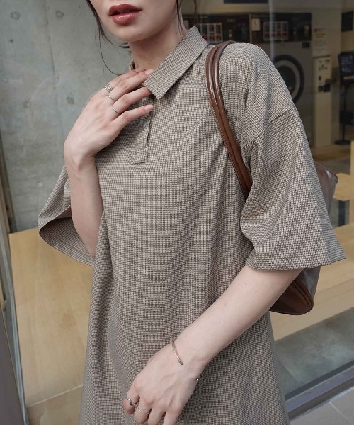 CORNERS（コーナーズ）の「リラックスハーフスリーブシャツワンピース（シャツワンピース・レディース・ベージュ系その他・マルチサイズ）」の3枚目の写真