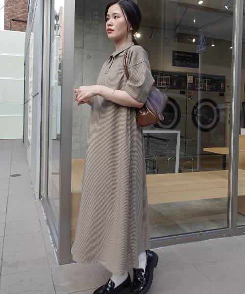 CORNERS（コーナーズ）の「リラックスハーフスリーブシャツワンピース（シャツワンピース・レディース・ベージュ系その他・マルチサイズ）」の5枚目の写真