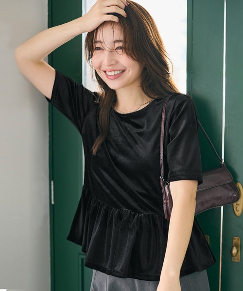 セール】ベロアペプラムトップス(Tシャツ/カットソー)|coca(coca セール】ベロアペプラムトップス(Tシャツ/カットソー)|coca(coca