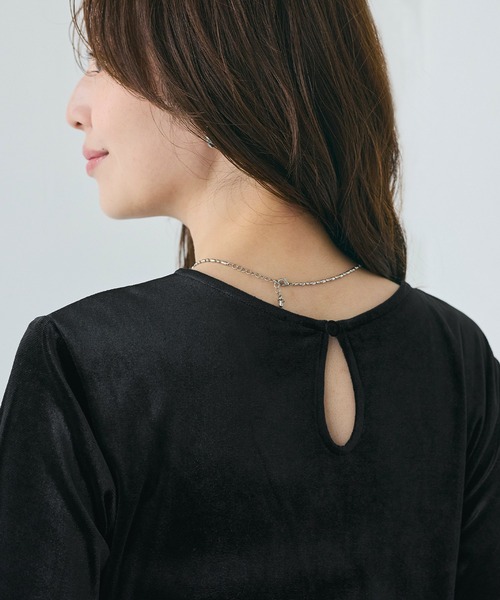 coca(coca)(コカ)の「ベロアペプラムトップス(Tシャツ/カットソー・レディース・ブラック/チャコール・L/M/S)」の12枚目の写真