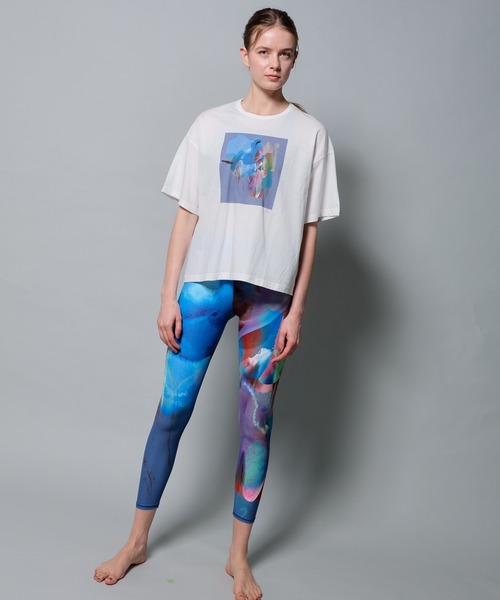 Julier Yoga and Relax（ジュリエヨガアンドリラックス）の「Julier KanakoSasakiコラボ プリントTシャツ（Tシャツ/カットソー・レディース・ホワイト×ブルー/ホワイト×グリーン・FREE）」の11枚目の写真