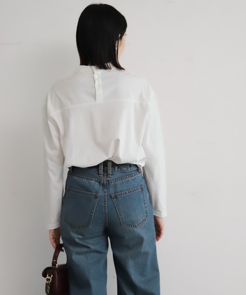 NOMBRE IMPAIR（ノンブルアンペール）の「フロントJQハイネックブラウス（Tシャツ/カットソー・レディース・ホワイト/チャコールグレー・FREE）」の6枚目の写真