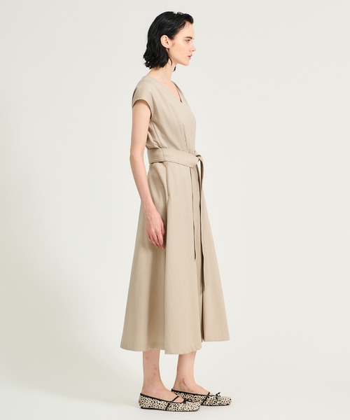 ESTNATION（エストネーション）の「ESTNATION / フレンチスリーブ ワンピース（ワンピース・レディース・ベージュ/ネイビー/レッド・36/38）」の10枚目の写真