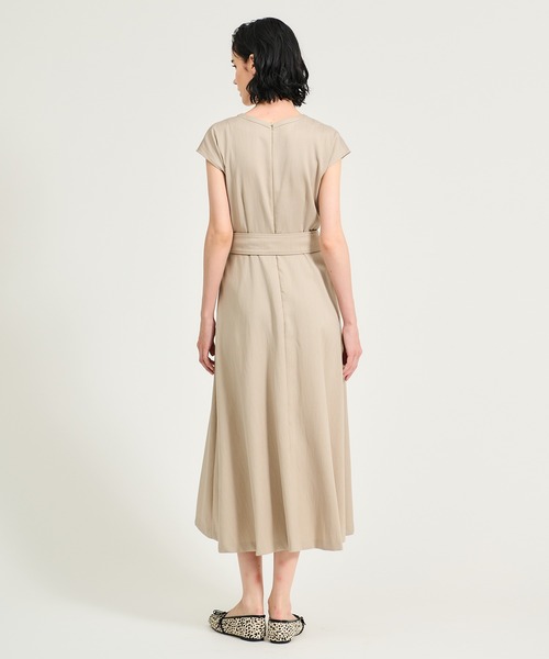 ESTNATION（エストネーション）の「ESTNATION / フレンチスリーブ ワンピース（ワンピース・レディース・ベージュ/ネイビー/レッド・36/38）」の11枚目の写真