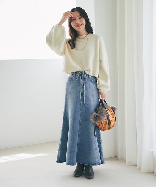 La boutique BonBon（ラブティックボンボン）の「【今すぐお届け！・美シルエット】リボンデニムマーメイドマキシスカート（デニムスカート・レディース・サックスブルー/ネイビー・36/38）」の11枚目の写真