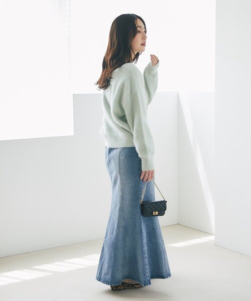 La boutique BonBon（ラブティックボンボン）の「【今すぐお届け！・美シルエット】リボンデニムマーメイドマキシスカート（デニムスカート・レディース・サックスブルー/ネイビー・36/38）」の17枚目の写真