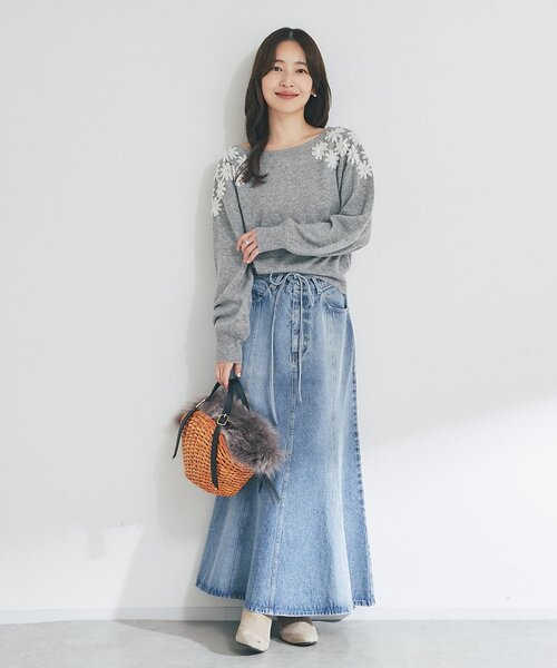 La boutique BonBon（ラブティックボンボン）の「【今すぐお届け！・美シルエット】リボンデニムマーメイドマキシスカート（デニムスカート・レディース・サックスブルー/ネイビー・36/38）」の21枚目の写真