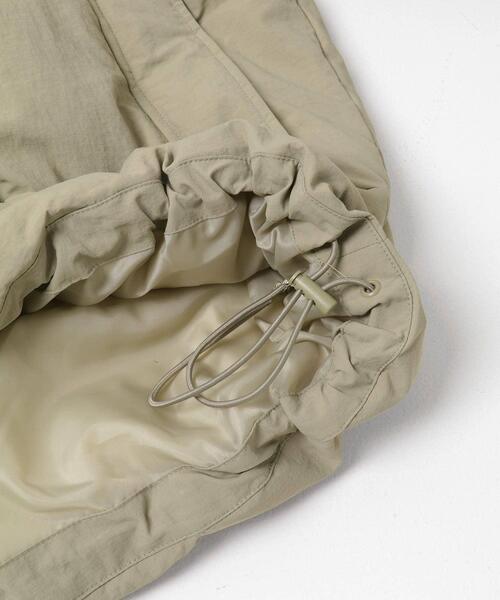 URBAN RESEARCH Sonny Label（アーバンリサーチサニーレーベル）の「撥水スタンドダウンジャケット（ダウンジャケット/コート・レディース・ブラック/ライトカーキ/ホワイト系その他・FREE）」の4枚目の写真