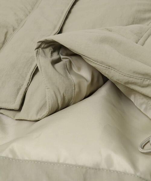 URBAN RESEARCH Sonny Label（アーバンリサーチサニーレーベル）の「撥水スタンドダウンジャケット（ダウンジャケット/コート・レディース・ブラック/ライトカーキ/ホワイト系その他・FREE）」の6枚目の写真