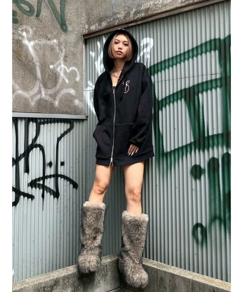 EVRIS（エヴリス）の「ファイクファーモンスターブーツ【インソール入】（ブーツ・レディース・ベージュ/ブラウン・SMALL/MEDIUM/LARGE）」の12枚目の写真