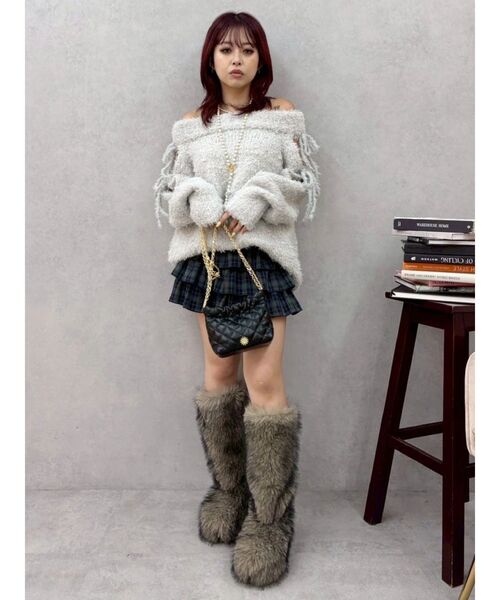 EVRIS（エヴリス）の「ファイクファーモンスターブーツ【インソール入】（ブーツ・レディース・ベージュ/ブラウン・SMALL/MEDIUM/LARGE）」の16枚目の写真