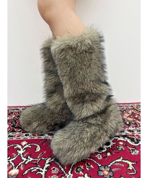 EVRIS（エヴリス）の「ファイクファーモンスターブーツ【インソール入】（ブーツ・レディース・ベージュ/ブラウン・SMALL/MEDIUM/LARGE）」の20枚目の写真