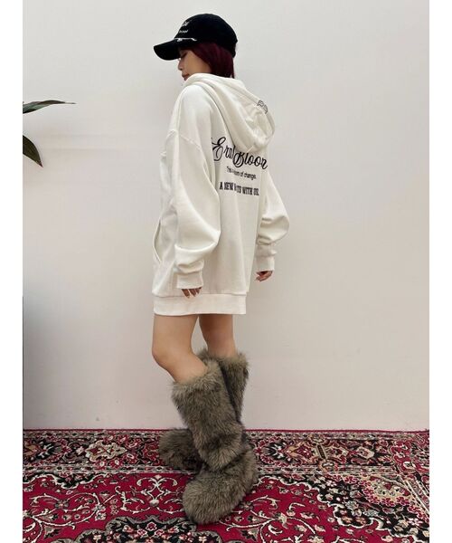 EVRIS（エヴリス）の「ファイクファーモンスターブーツ【インソール入】（ブーツ・レディース・ベージュ/ブラウン・SMALL/MEDIUM/LARGE）」の21枚目の写真