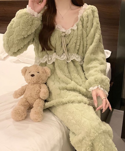 Lace Ladies（レースレディース）の「Aライン リボン レース ふわもこ ルームウェア（ルームウェア/パジャマ・レディース・ラベンダー/ピンク/グリーン/アイボリー・XL/M）」の3枚目の写真