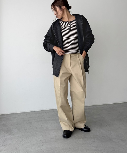 CANAL JEAN（キャナルジーン）の「choice_cnl/SEIRTAND　スウェットZIPパーカー（パーカー・レディース・オートミール/チャコールグレー・MEDIUM/LARGE）」の4枚目の写真