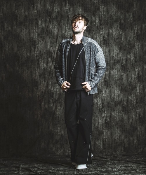 NO ID.（ノーアイディ）の「【NO ID.】Multi-Seam Zip Pullover / マルチ シーム ジップ プルオーバー（Tシャツ/カットソー・メンズ・ブラック/ホワイト/グレー・2(M)/1(S)）」の21枚目の写真