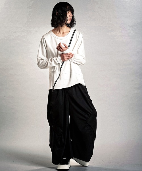 NO ID.（ノーアイディ）の「【NO ID.】Multi-Seam Zip Pullover / マルチ シーム ジップ プルオーバー（Tシャツ/カットソー・メンズ・ブラック/ホワイト/グレー・2(M)/1(S)）」の10枚目の写真