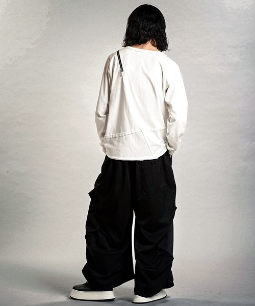 NO ID.（ノーアイディ）の「【NO ID.】Multi-Seam Zip Pullover / マルチ シーム ジップ プルオーバー（Tシャツ/カットソー・メンズ・ブラック/ホワイト/グレー・2(M)/1(S)）」の12枚目の写真