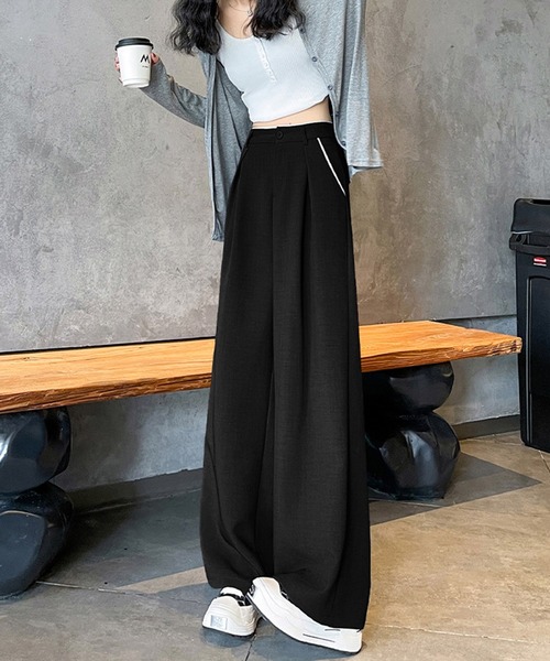 by LEGNA（バイレグナ）の「パイピングタックワイドパンツ（その他パンツ・レディース・ブラック/ブラウン/ホワイト/グレー・X-LARGE/LARGE/MEDIUM/SMALL）」の7枚目の写真