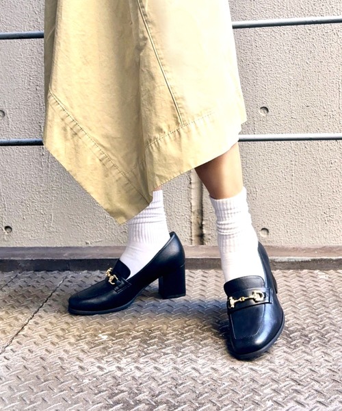 REZOY（リゾイ）の「【REZOY】ゴールドビットヒールローファー（ローファー・レディース・ブラック系その他/ブラック・23.5cm/23cm/22.5cm/22cm/24.5cm/24cm）」の17枚目の写真