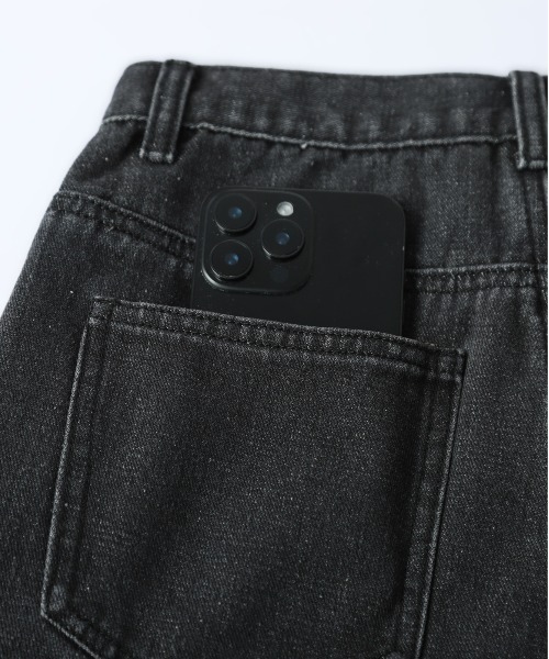 La-gemme(ラジェム)の「サイドタックカーブデニムパンツ(デニムパンツ・レディース・ブラック/ライトブルー/ブルー・L/M)」の14枚目の写真