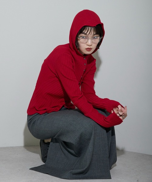 leimn（レイムン）の「リブフーディ―トップス（Tシャツ/カットソー・レディース・ホワイト/レッド/チャコールグレー・FREE）」の4枚目の写真