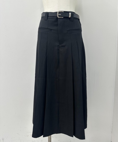 loin nuit（ロワンニュイ）の「tuck design volume skirt / タック
