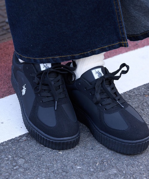 U.S. POLO ASSN.(ユーエスポロアッスン)の「U.S. POLO ASSN. /ユーエスポロアッスン 別注 ワンポイント刺繍ローカットボリュームソールコンビネーションスニーカー(スニーカー・レディース・グレー系/ホワイト系/ベージュ系/ブラック・22.5cm/24.5cm/24cm/23.5cm/23cm)」の5枚目の写真
