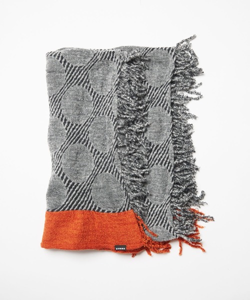 gomme（ゴム）の「縮絨ドットストール（ストール/ショール・レディース・アイボリー/グレー/チャコールグレー/レッド・FREE）」の10枚目の写真